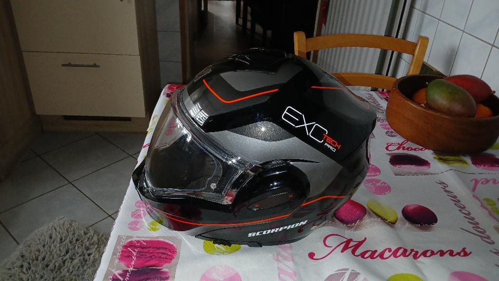 Casque Scorpion EXO-Tech Evo Pro modulable flip-back, Motos, Autres marques, Femmes, Casque intégral, Enlèvement
