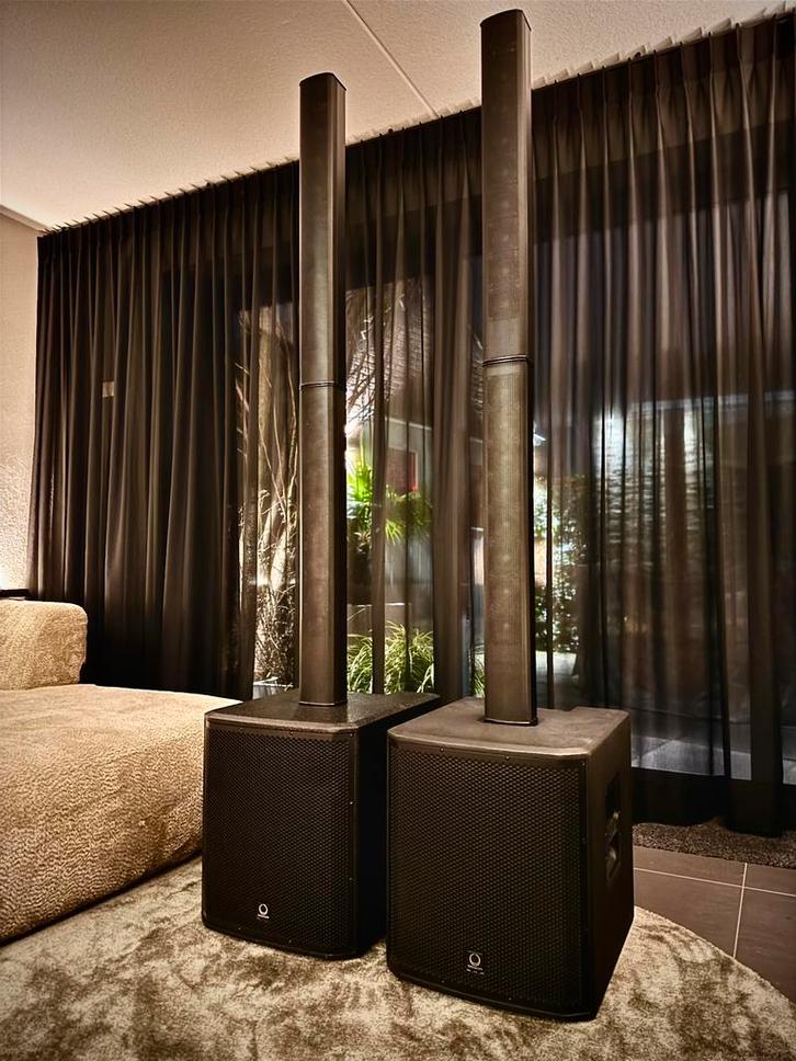 2 X Turbosound IP2000 pa-set - geluidsinstallatie, Audio, Tv en Foto, Luidsprekerboxen, Ophalen