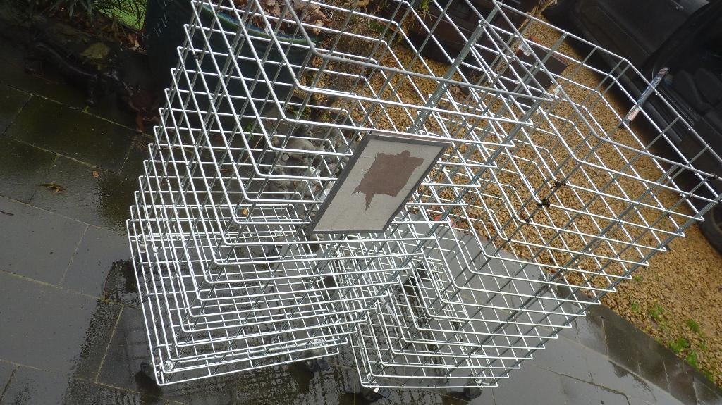 presentoir de magasin rangement outils abris de jardin, Articles professionnels, Aménagement de Bureau & Magasin | Entrepôt, Rayonnage & Stockage