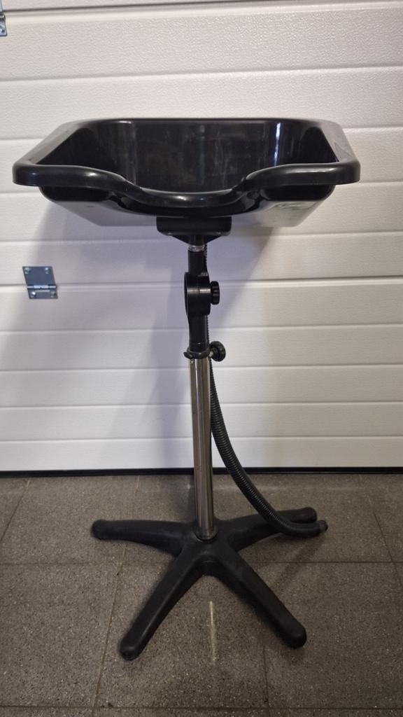 Mobiele wasbak kapper, Ophalen