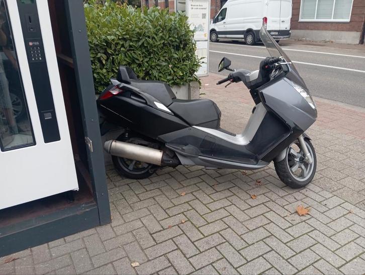 Peugeot satelis 125cc ️start niet!!️, Fietsen en Brommers, Scooters | Peugeot, Gebruikt, Overige modellen, Benzine, Ophalen
