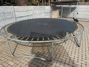 Trampoline af te halen genk beschikbaar voor biedingen