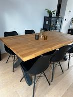 Te koop: eettafel met houten blad en metalen poten, Huis en Inrichting, Tafels | Eettafels, Ophalen, Zo goed als nieuw, Vijf personen of meer