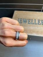 ring (met zilveren diamantjes), Handtassen en Accessoires, Ringen, Ophalen of Verzenden, Zo goed als nieuw