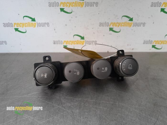 Stoelverwarmings Schakelaar van een Ssang Yong Kyron, Auto-onderdelen, Interieur en Bekleding, Ssangyong, Gebruikt, 3 maanden garantie