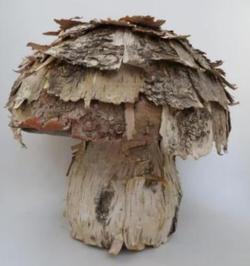 versiering 2 paddestoelen isomo bekleed met schors  beschikbaar voor biedingen