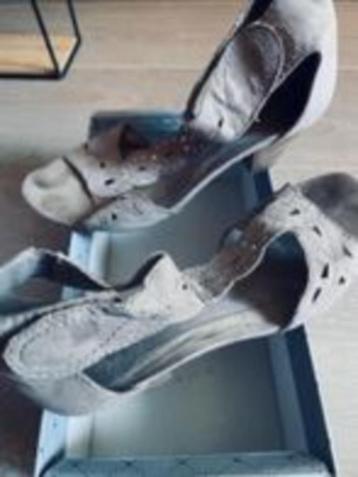 schoenen Marco Tozzi maat 37 (afhalen of opsturen) beschikbaar voor biedingen