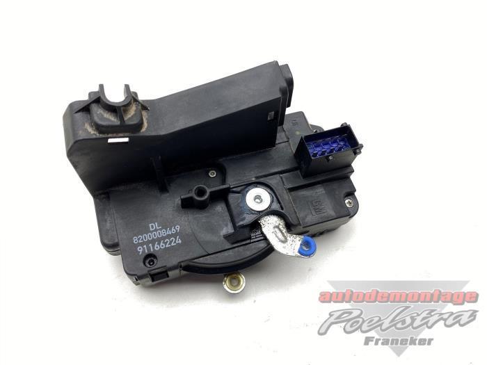 Slotmechaniek achterdeur Bus-Bestel van een Opel Vivaro, Auto-onderdelen, Carrosserie, Opel, Gebruikt, 3 maanden garantie, Ophalen of Verzenden