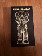 KAWS Holiday Space Figure Gold – perfect, met originele doos, Collections, Statues & Figurines, Enlèvement ou Envoi, Neuf, Autres types