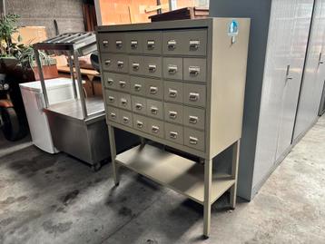Metaal Archiefkast vakkenkast Robberechts Vintage! beschikbaar voor biedingen