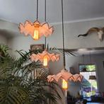 Vintage Franse Piecrust Opaline hanglampen., Ophalen of Verzenden, Zo goed als nieuw