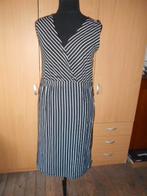 Nouvelle robe noire et blanche/taille M, Enlèvement ou Envoi, Neuf, Taille 38/40 (M), Autres couleurs