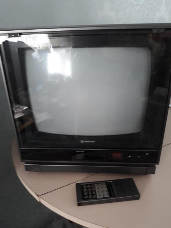 Vintage televisie Samsung MET afstandsbediening.Goede staat., Audio, Tv en Foto, Vintage Televisies, Gebruikt, Minder dan 40 cm