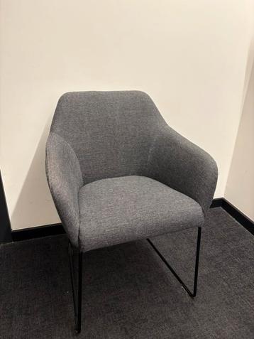 2x eetkamerstoel Tossberg beschikbaar voor biedingen