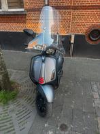 Vespa sprint, Fietsen en Brommers, Scooters | Vespa, Ophalen, Zo goed als nieuw