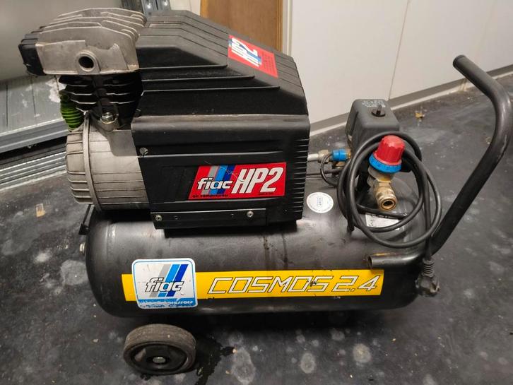 Fiac H2P cosmos 2.4 compressor, Doe-het-zelf en Bouw, Compressors, Gebruikt, 6 tot 10 bar, 25 tot 100 liter, 200 tot 400 liter/min