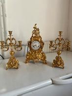 Schouwgarnituur met kandelaars, Enlèvement