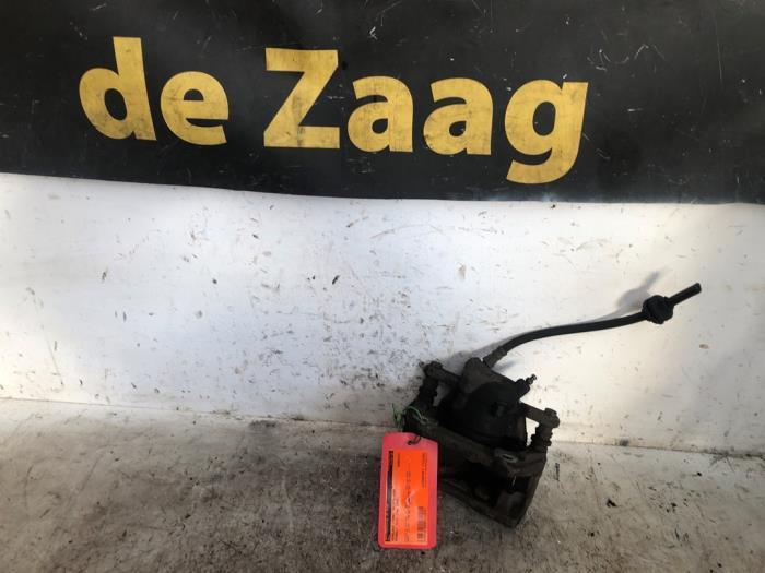 Remklauw (Tang) rechts-voor van een Renault Clio, Auto-onderdelen, Remmen en Aandrijving, Renault, Gebruikt, 3 maanden garantie