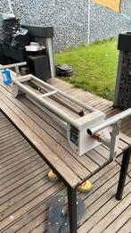 Te koop zaagtafel voor afkortzaag, Ophalen, Zo goed als nieuw, Overige typen, Bosh