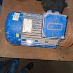 Electro motor 3fase 3000 tpm, Doe-het-zelf en Bouw, Ophalen, Nieuw, Elektromotor, 1800 rpm of meer