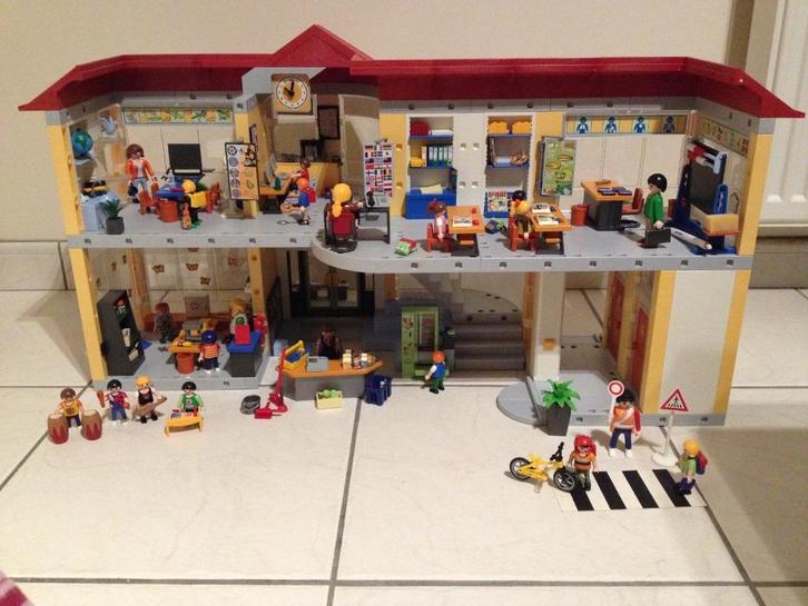 Playmobil school met veel uitbereidingssets, Kinderen en Baby's, Speelgoed | Playmobil, Zo goed als nieuw, Complete set, Ophalen of Verzenden