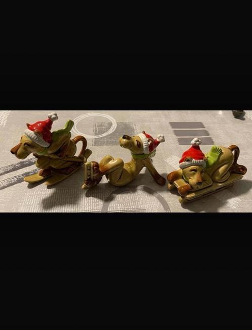 Set van drie stenen hondjes kerstmotief, Diversen, Kerst, Gebruikt, Ophalen of Verzenden