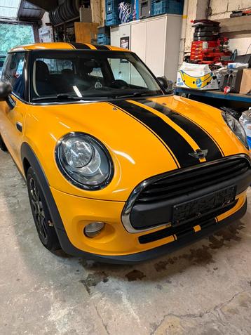 Mini Cooper Benzine beschikbaar voor biedingen
