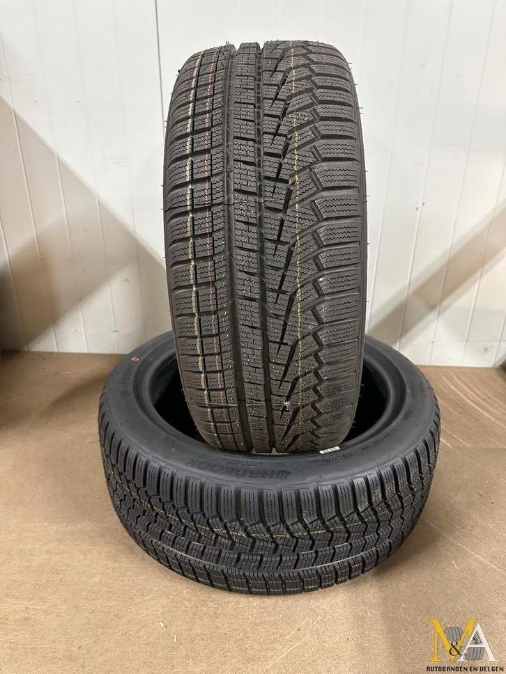 2x 215/45 R17 Hankook winterbanden, Autos : Pièces & Accessoires, Pneus & Jantes, Pneu(s), Pneus hiver, 17 pouces, 215 mm, Véhicule de tourisme