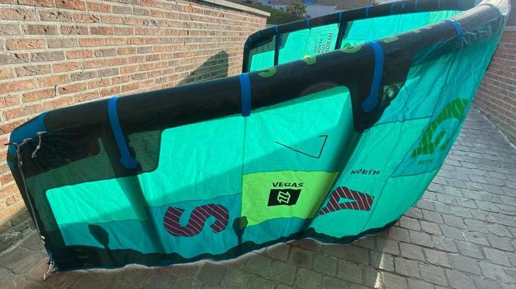 North Vegas 7m - Kite gebruikt maar goede staat- Nieuw prijs, Watersport en Boten, Kitesurfen, Gebruikt, Kite, 7 m², Geen board