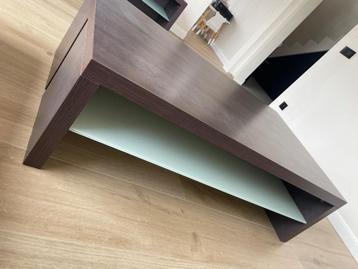Salontafel 136 x 75 x 40 beschikbaar voor biedingen