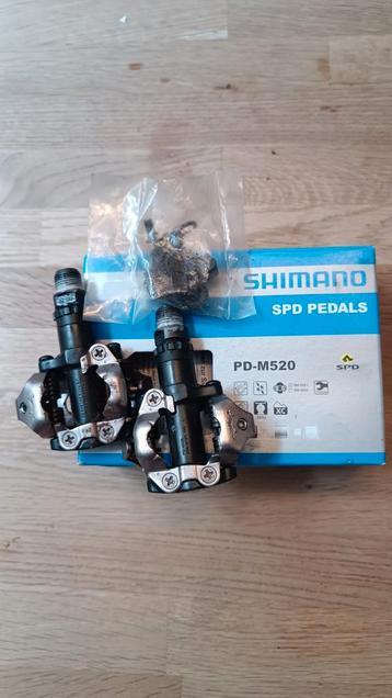 Shimano SPD PD-M520 pedals met schoenplaatjes 