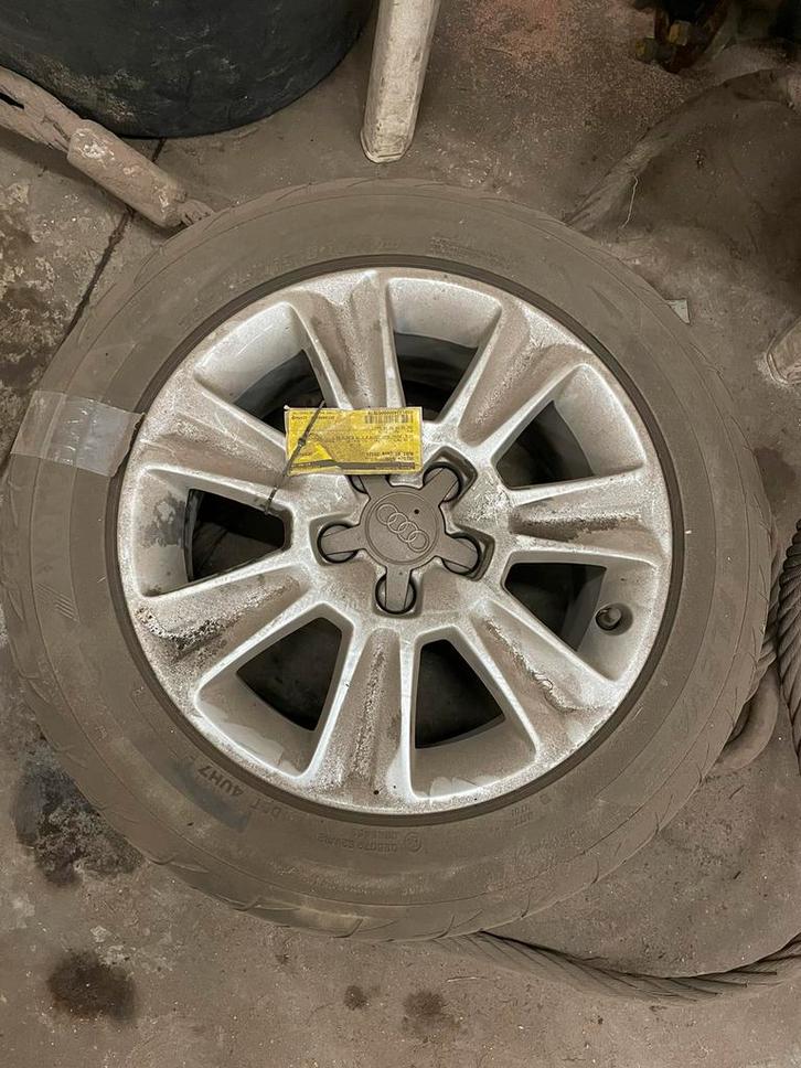 Band en velg Audi A1, Auto-onderdelen, Banden en Velgen, Banden en Velgen, Zomerbanden, 15 inch, 205 mm, Personenwagen, Gebruikt