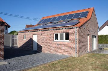 In het heuvelgebied, volledig gerestaureerde boerderij beschikbaar voor biedingen