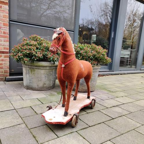 cheval de balançoire vintage à tirer sur roues, Antiquités & Art, Antiquités | Jouets, Enlèvement ou Envoi