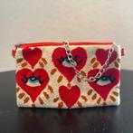 Hartvormige clutch met oog, handgemaakte tas uit Colombia, Handtassen en Accessoires, Tassen | Damestassen, Verzenden, Zo goed als nieuw