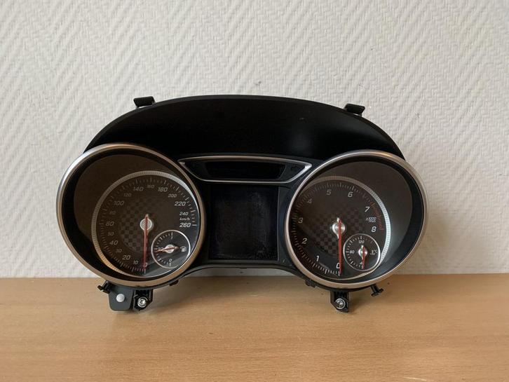kilometerteller mercedes A klasse W176 2012 - 2018 benzine, Auto-onderdelen, Dashboard en Schakelaars, Mercedes-Benz, Gebruikt