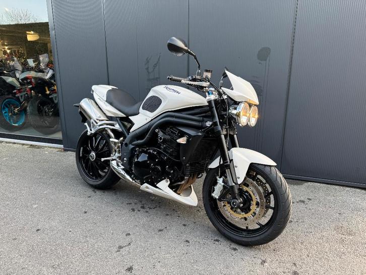 Triumph - Speed Triple, Motoren, Motoren | Triumph, Bedrijf, Naked bike, meer dan 35 kW, 3 cilinders, Motorrijbewijs A, ABS, Traction Control