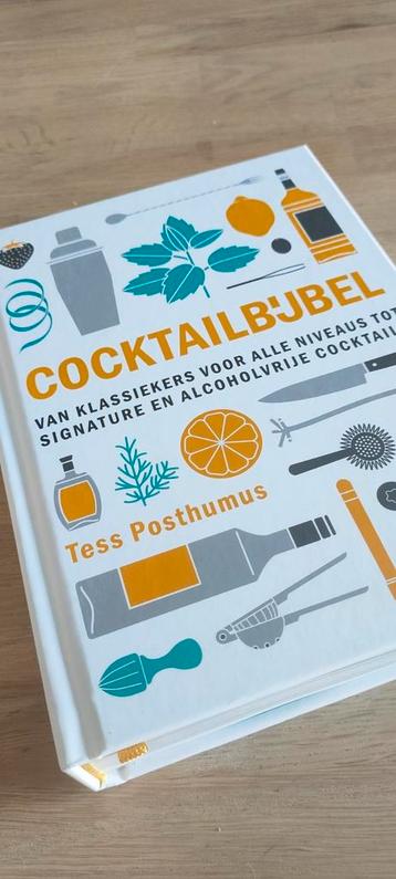 Cocktail bijbel nieuw beschikbaar voor biedingen