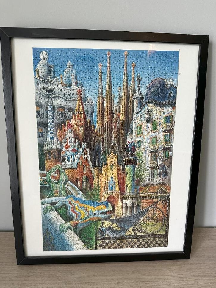 Puzzel 1000 Gaudi - Sagrada Familia, Hobby en Vrije tijd, Denksport en Puzzels, Zo goed als nieuw, Legpuzzel, 500 t/m 1500 stukjes