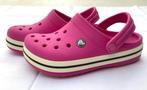CROCS  roses  (J2)  semelle de 23,5 cm., Kinderen en Baby's, Ophalen of Verzenden, Gebruikt