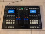 Native Instruments Traktor S8 + decksaver., Musique & Instruments, DJ sets & Platines, Enlèvement, Comme neuf