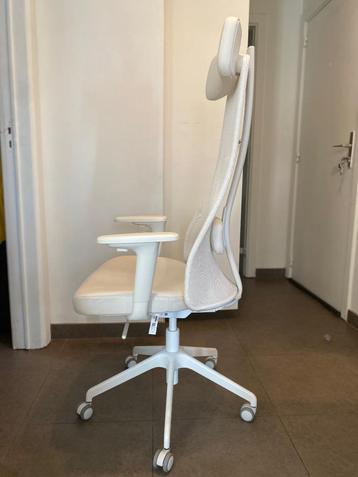 Bureaustoel Ikea Jarvfjallet Markus, Huis en Inrichting, Bureaustoelen, Ophalen, Zo goed als nieuw, Bureaustoel