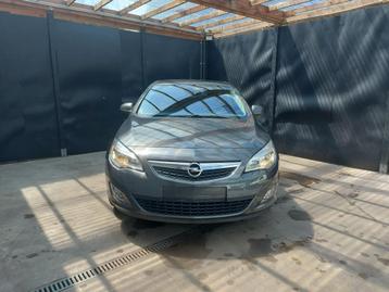 OPEL ASTRA beschikbaar voor biedingen