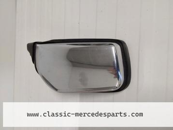 Mercedes w107 R107 buitenspiegel rechts handmatig beschikbaar voor biedingen