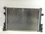 RADIATEUR EAU Mercedes-Benz GLA (156.9) (A2465001303), Utilisé, Mercedes-Benz