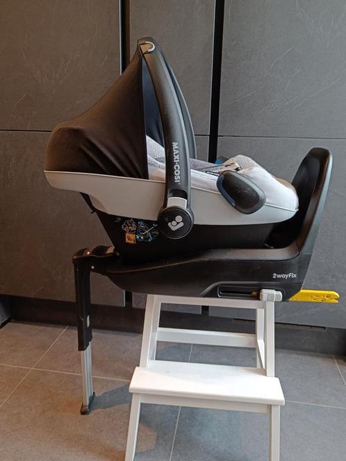 Maxi cosi pebble pro + isofix 2way fix, Kinderen en Baby's, Autostoeltjes, Zo goed als nieuw, Maxi-Cosi, Isofix, Ophalen