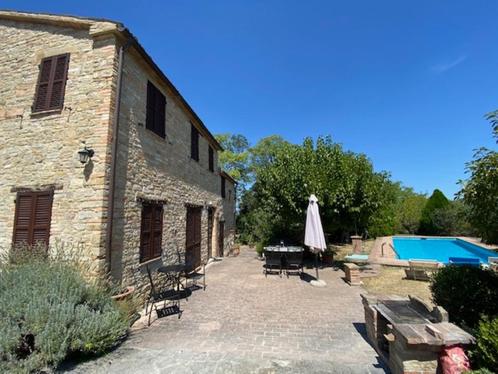6-persoons privé vakantiehuis met groot zwembad Le Marche, Vakantie, Vakantiehuizen | Italië, Landhuis of Villa, Landelijk, In bergen of heuvels