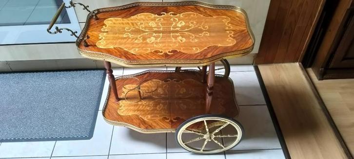 Serveerwagentje (vintage)., Antiek en Kunst, Curiosa en Brocante, Ophalen