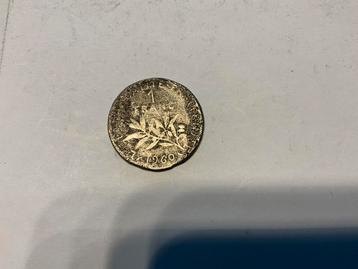 Oorlogsgeld Zoldervondst tijdens uitbreken  houten vloer . beschikbaar voor biedingen