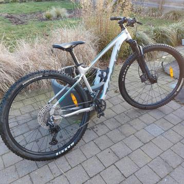 Kona Kahuna M, Fietsen en Brommers, Fietsen | Mountainbikes en ATB, Ophalen, Gebruikt